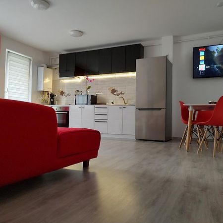 Apartament Cu Terasa Atelierul De Pizza Floreşti Eksteriør billede